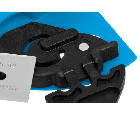 MARTOR Safety Knife with Auto-retractable Blade, Retractable, 9mm Blade Length