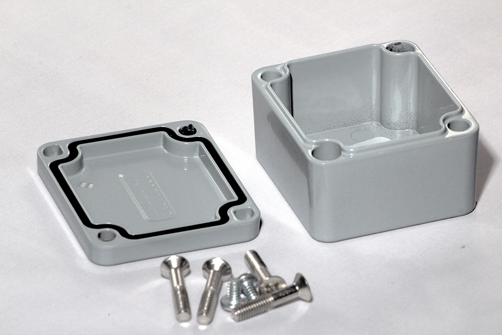 Hammond 1590 Series Die Cast Aluminium Enclosure, IP65, 31 x 46 x 51mm