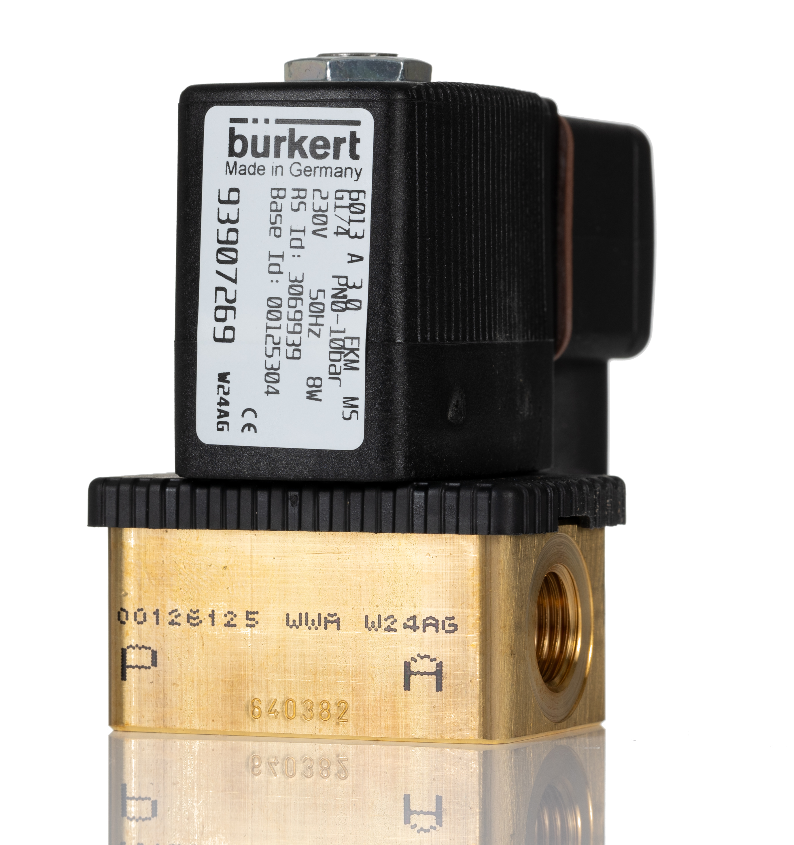 Burkert Solenoid Valve 125304, 2 Port, NC, 230 V ac 6.35 mm, 6.35 mm