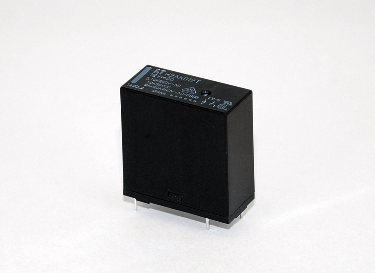Fujitsu PCB Mount Power Relay, 12V dc Coil, 10A Switching Current, SPST