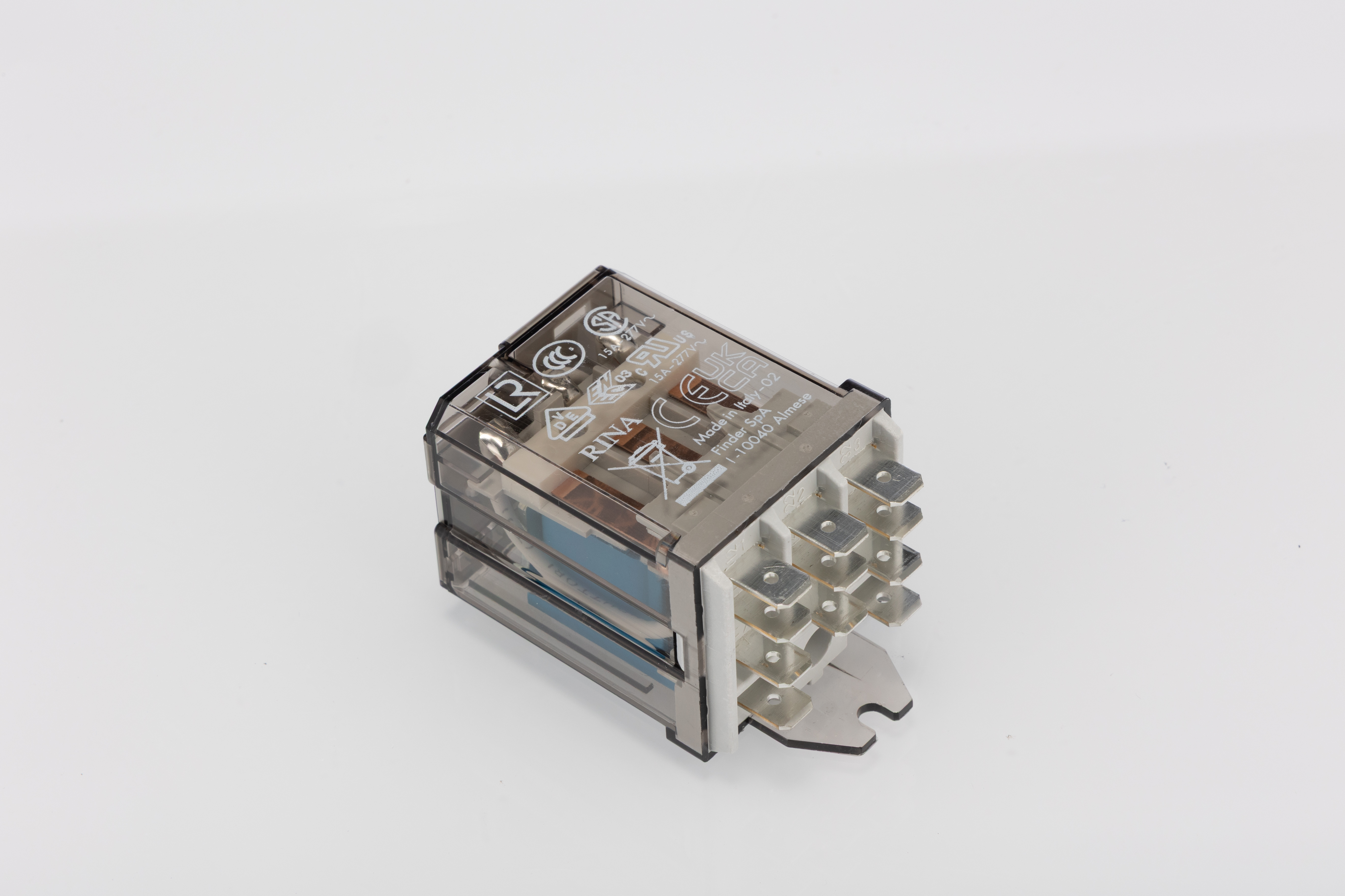 Finder Flange Mount Power Relay, 24V dc Coil, 16A Switching Current, 3PDT