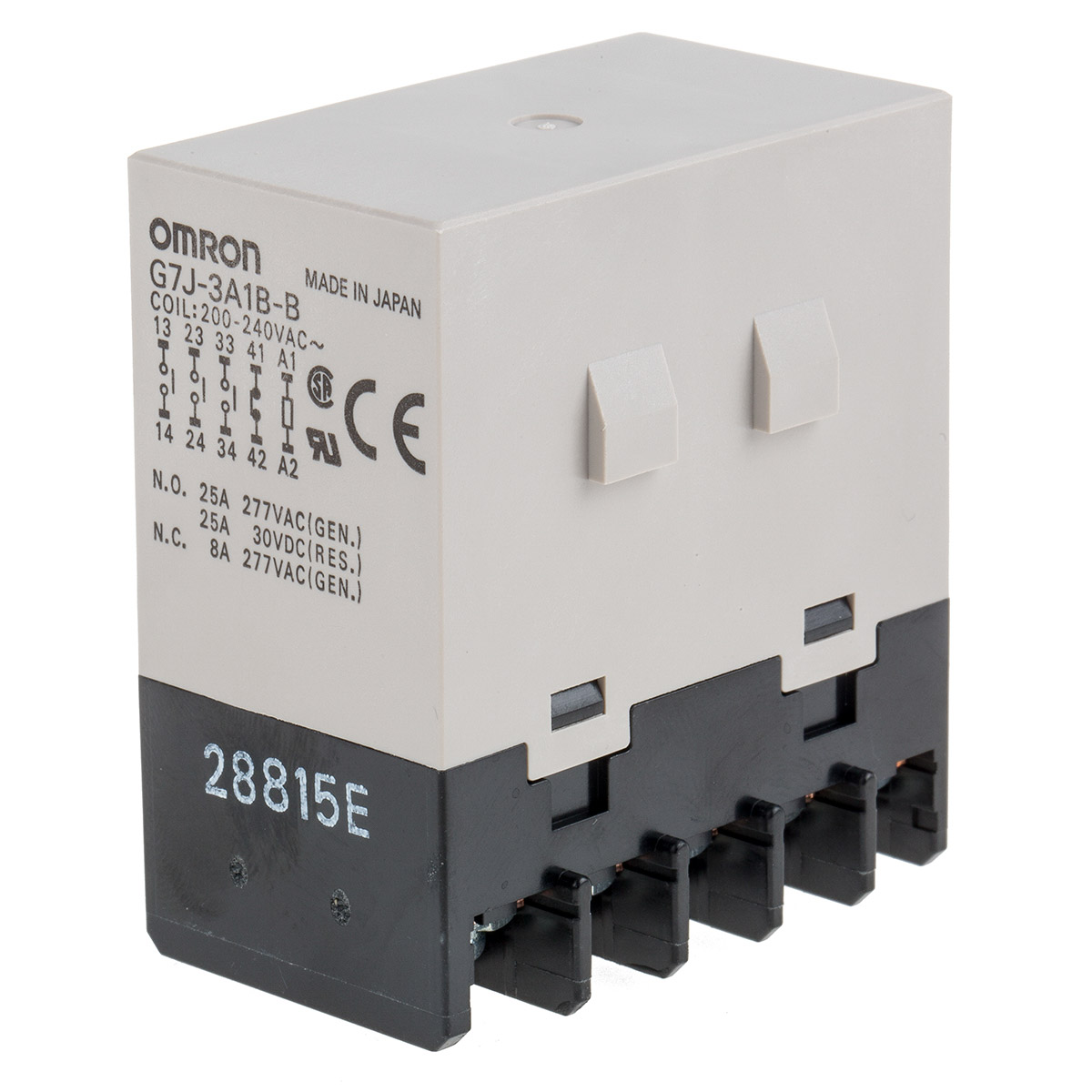 Omron Panel Mount Power Relay, 240V ac Coil, 25A Switching Current, 3PDT