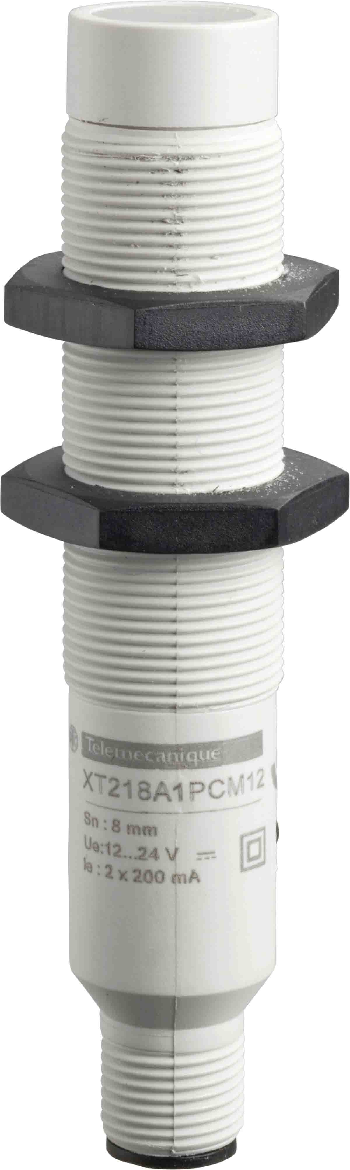 Telemecanique Sensors Capacitive Threaded Barrel Proximity Sensor, M18, 8 mm Detection, PNP NO+NC, 12 → 24 V dc