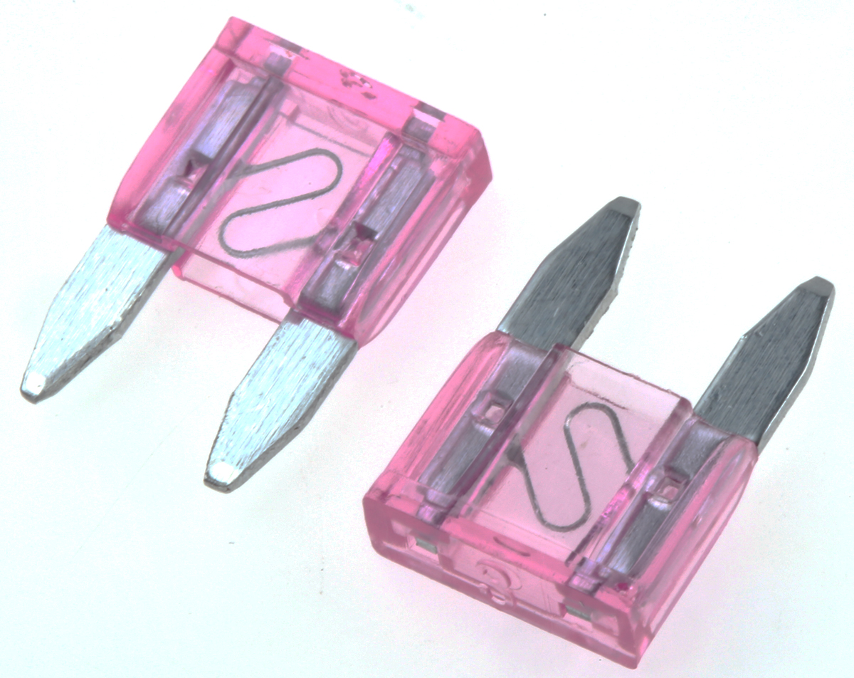 RS PRO 3A Violet Blade Car Fuse, 32V dc