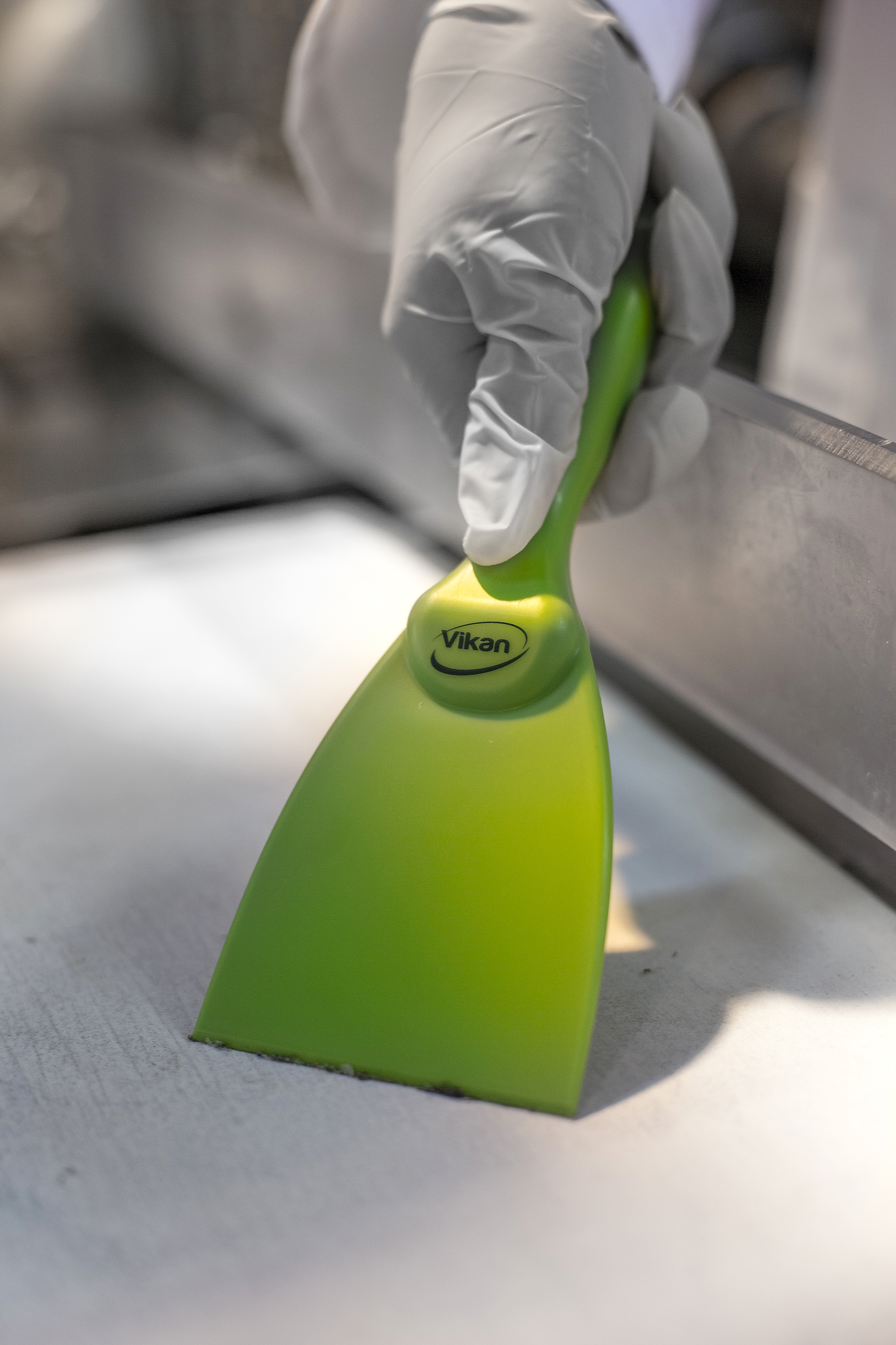 Vikan Polypropylene Hand Scraper, 1 piece