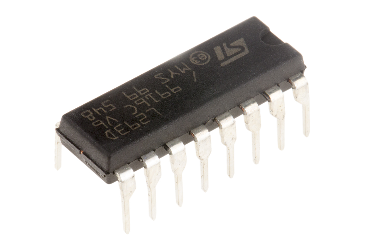 STMicroelectronics L293D, Brushed DC Motor Motor Driver IC, 36 V 0.6 A 16-Pin, PDIP