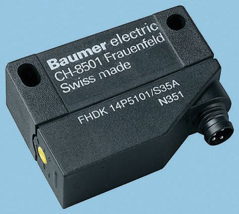 Baumer Diffuse Photoelectric Sensor, Block Sensor, 5 mm → 600 mm Detection Range