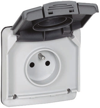 Legrand 1 Gang Plug Socket