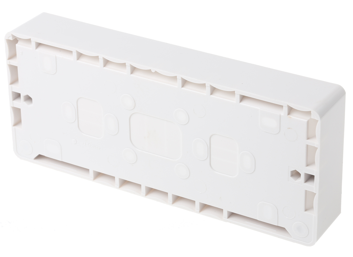MK Electric Logic Plus White Gloss Back Box, BS, IP20, 3 Gangs, 208 x 87 x 30mm
