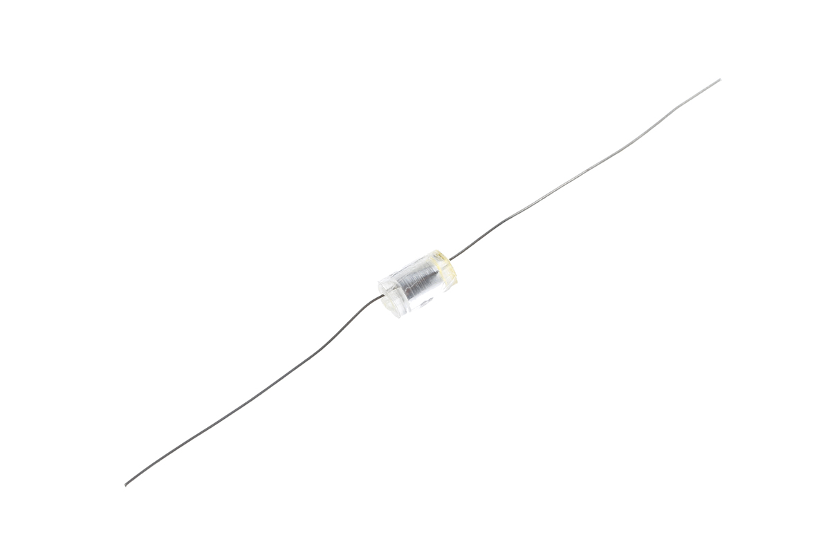 RS PRO Polystyrene Film Capacitor, 160V dc, ±2.5%, 68pF, Through Hole
