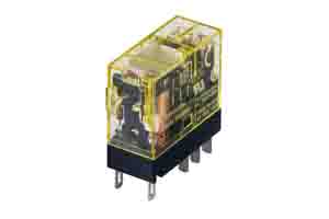 Idec Plug In Power Relay, 24V dc Coil, 12A Switching Current, SPDT