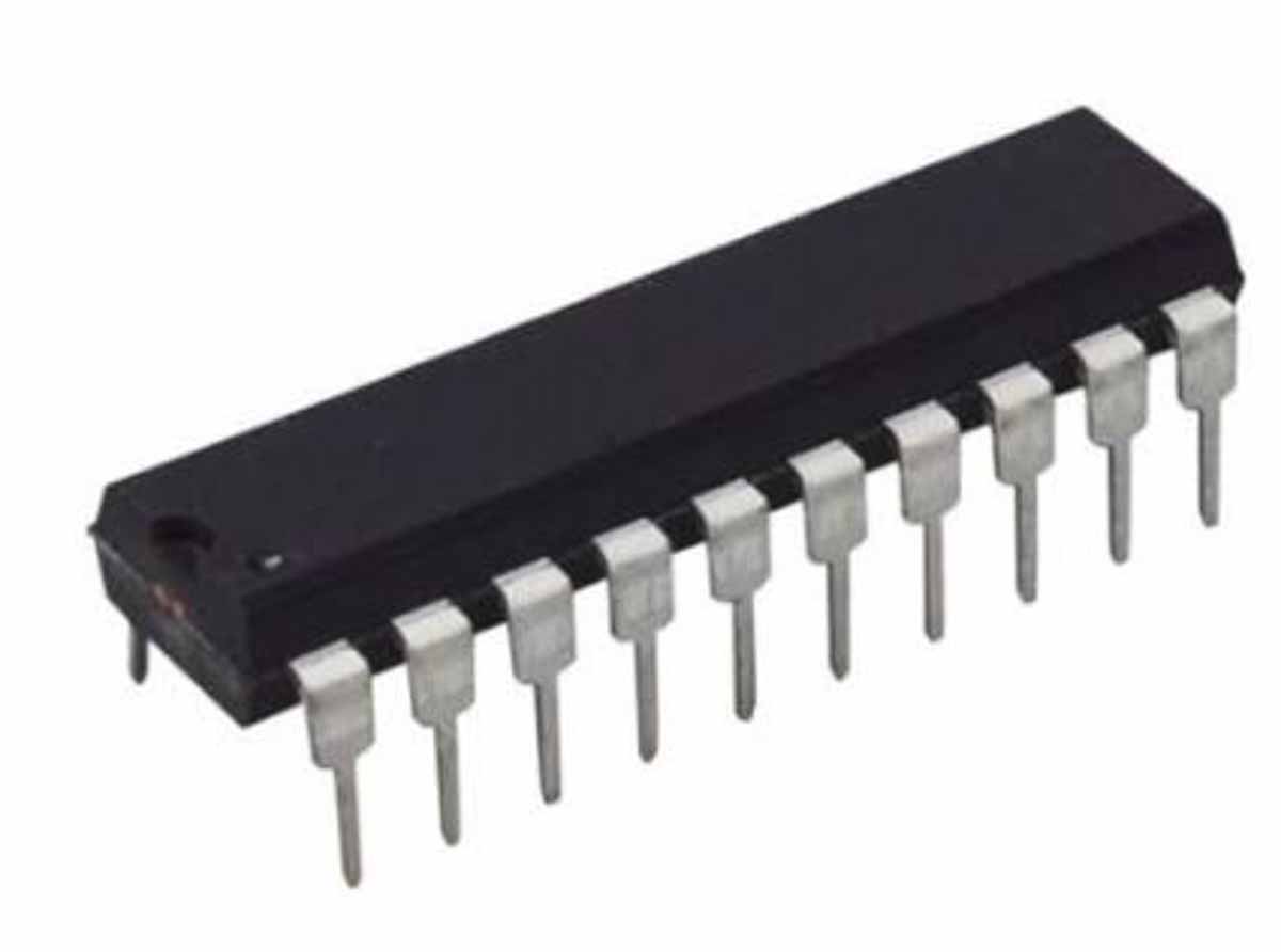 Renesas Electronics MOSFET Gate Driver 4, 2.5 A 20-Pin 15 V, PDIP