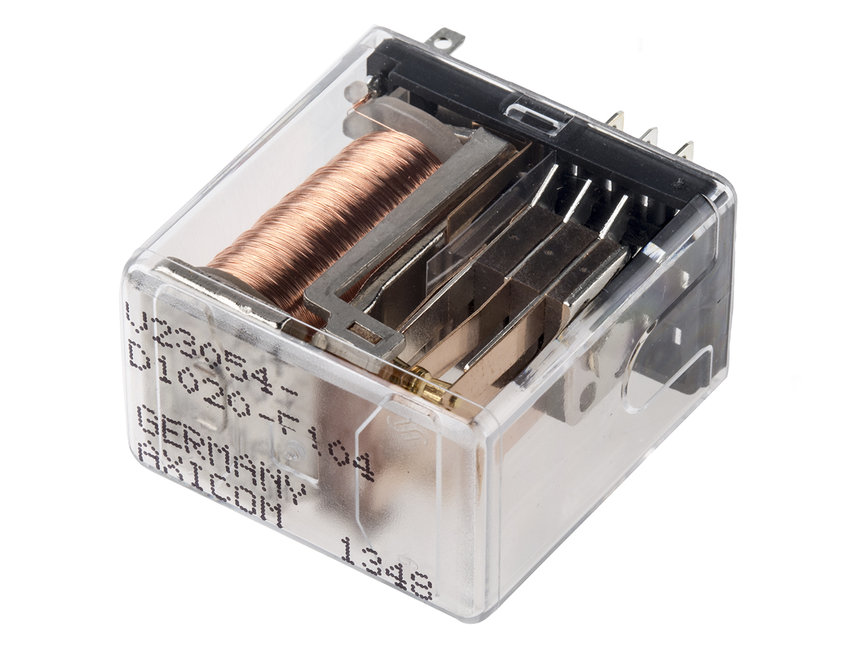 TE Connectivity PCB Mount Power Relay, 24V dc Coil, 5A Switching Current, DPDT