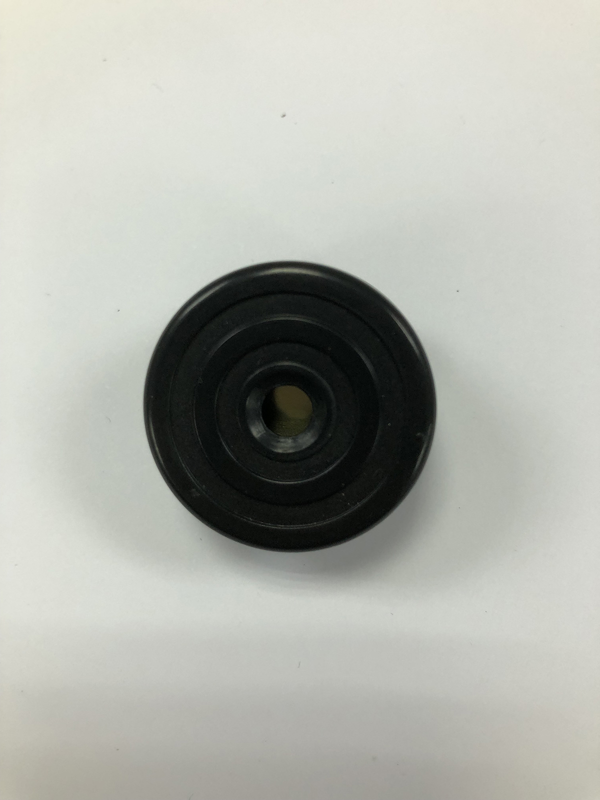 RS PRO 88dB Through Hole Continuous Piezo Buzzer, 31.5 (Dia.) x H14.4mm, 3V dc Min, 28V dc Max