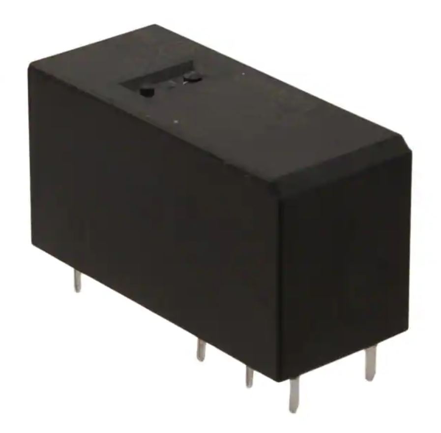 Omron PCB Mount Power Relay, 24V dc Coil, 8A Switching Current, DPDT