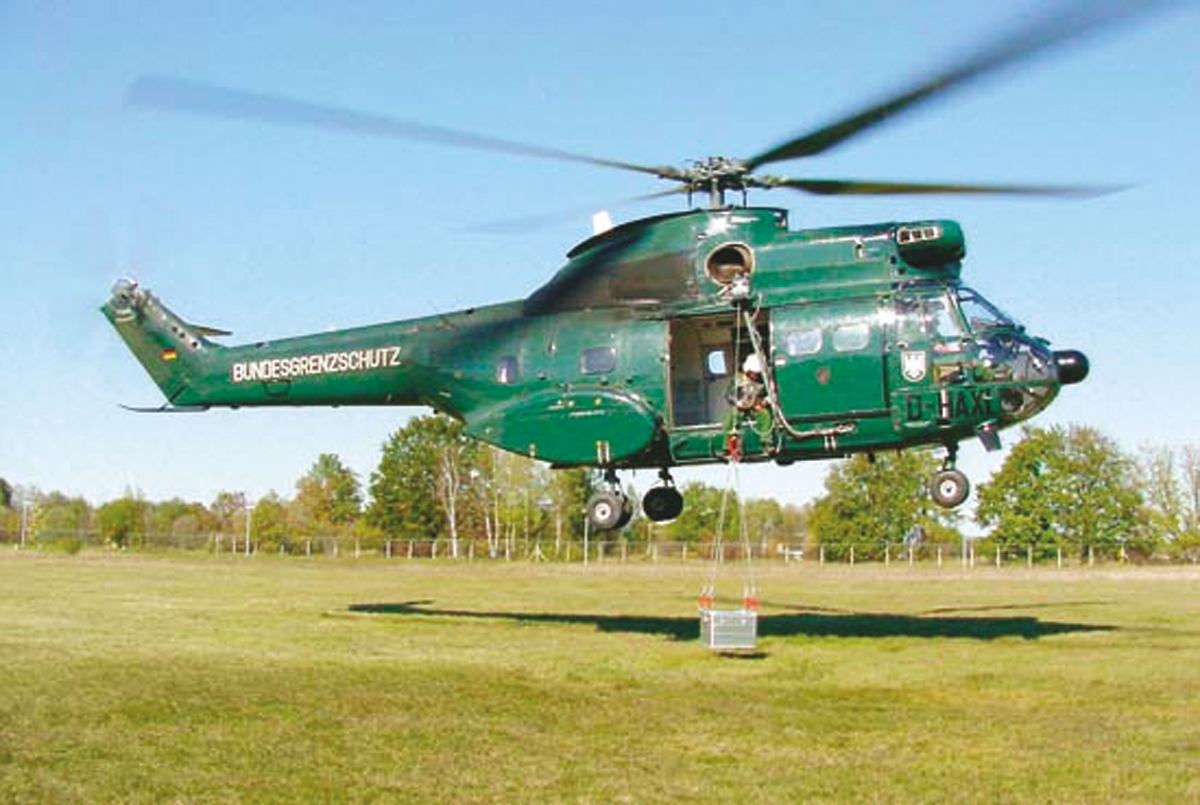 Zarges K 470 Waterproof Metal Equipment case, 950 x 530 x 430mm