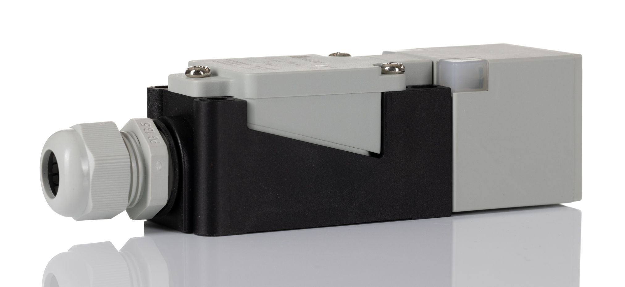 RS PRO Inductive Block Proximity Sensor, 20 mm Detection, 2-Wire NO/NC, 20 → 250 V ac/dc, 20 → 250 V ac/dc