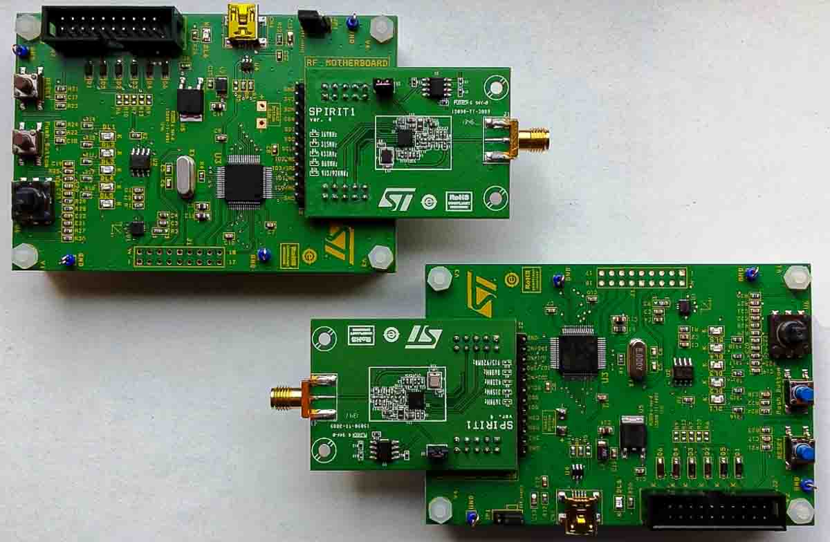 STMicroelectronics Low Data Rate Transceiver Daughterboard IKR002V1D Evaluation Board for RF Wireless Applications