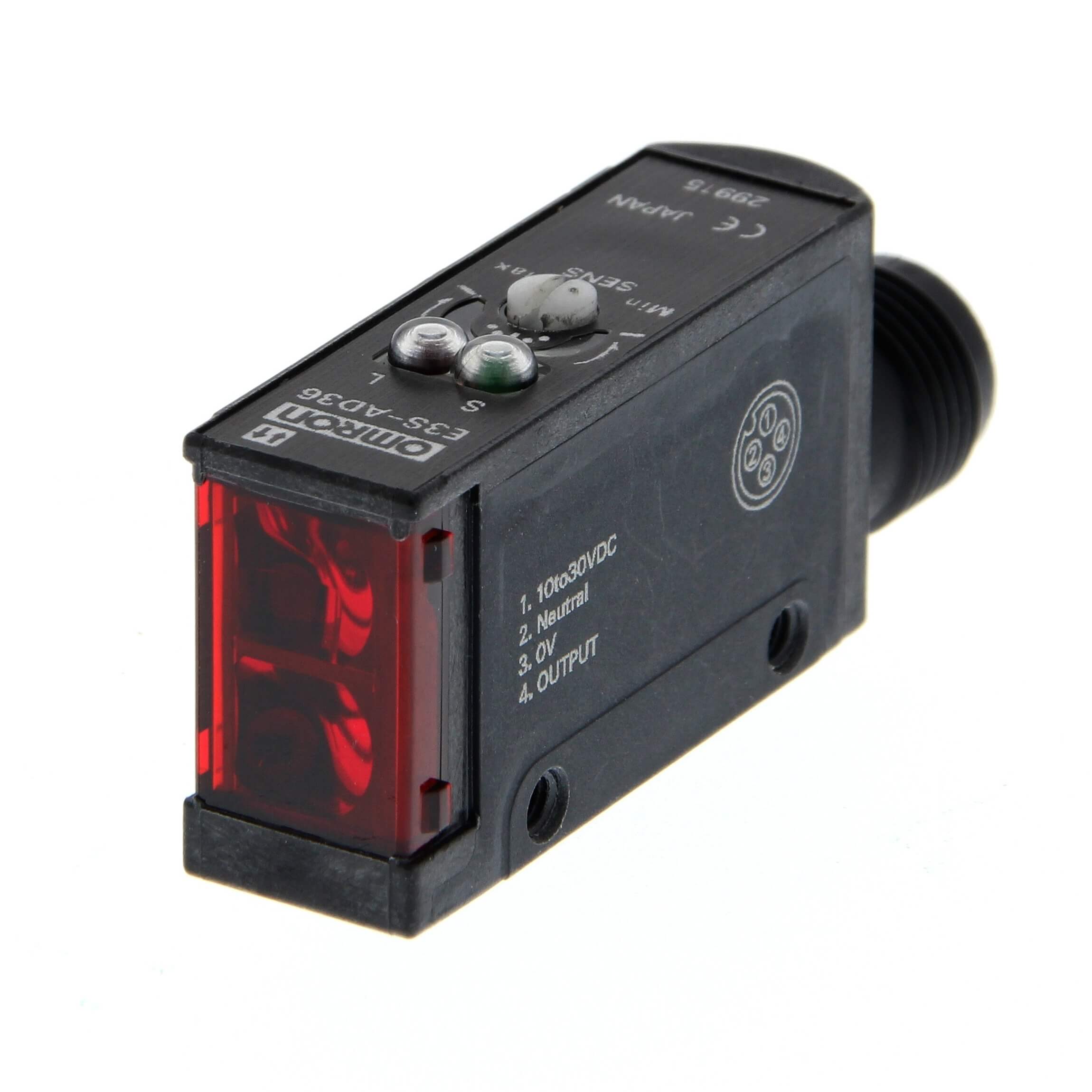 Omron Diffuse Photoelectric Sensor, Block Sensor, 200 mm Detection Range