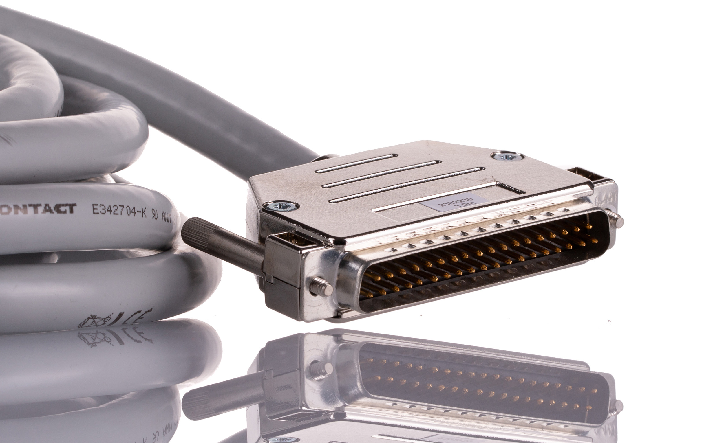 Phoenix Contact Female 37 Pin D-sub to Male 37 Pin D-sub Serial Cable, 3m PVC