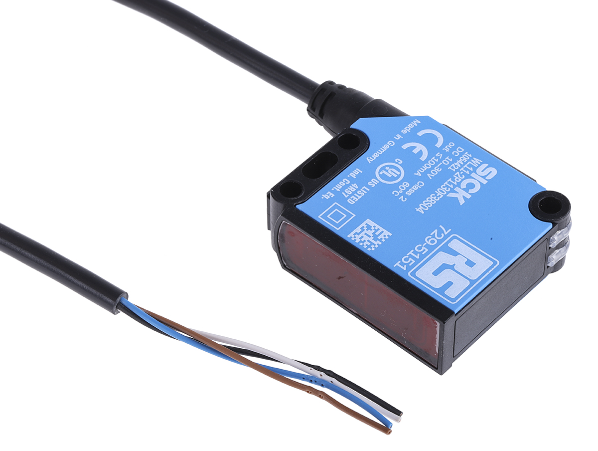 RS PRO Retroreflective Photoelectric Sensor, Block Sensor, 150 mm → 7 m Detection Range