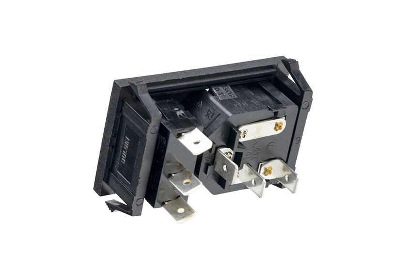 Bulgin C14 Snap-In IEC Connector Male, 10A, 250 V, Fuse Size 5 x 20mm
