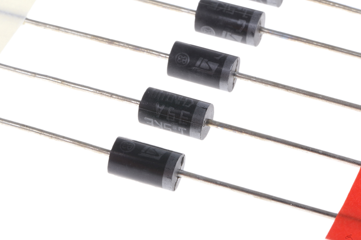 STMicroelectronics 1.5KE39A, Uni-Directional TVS Diode, 1500W, 2-Pin DO-201