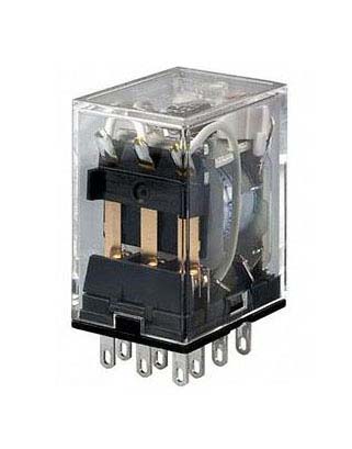 Omron Plug In Power Relay, 120V ac Coil, 5A Switching Current, 3PDT