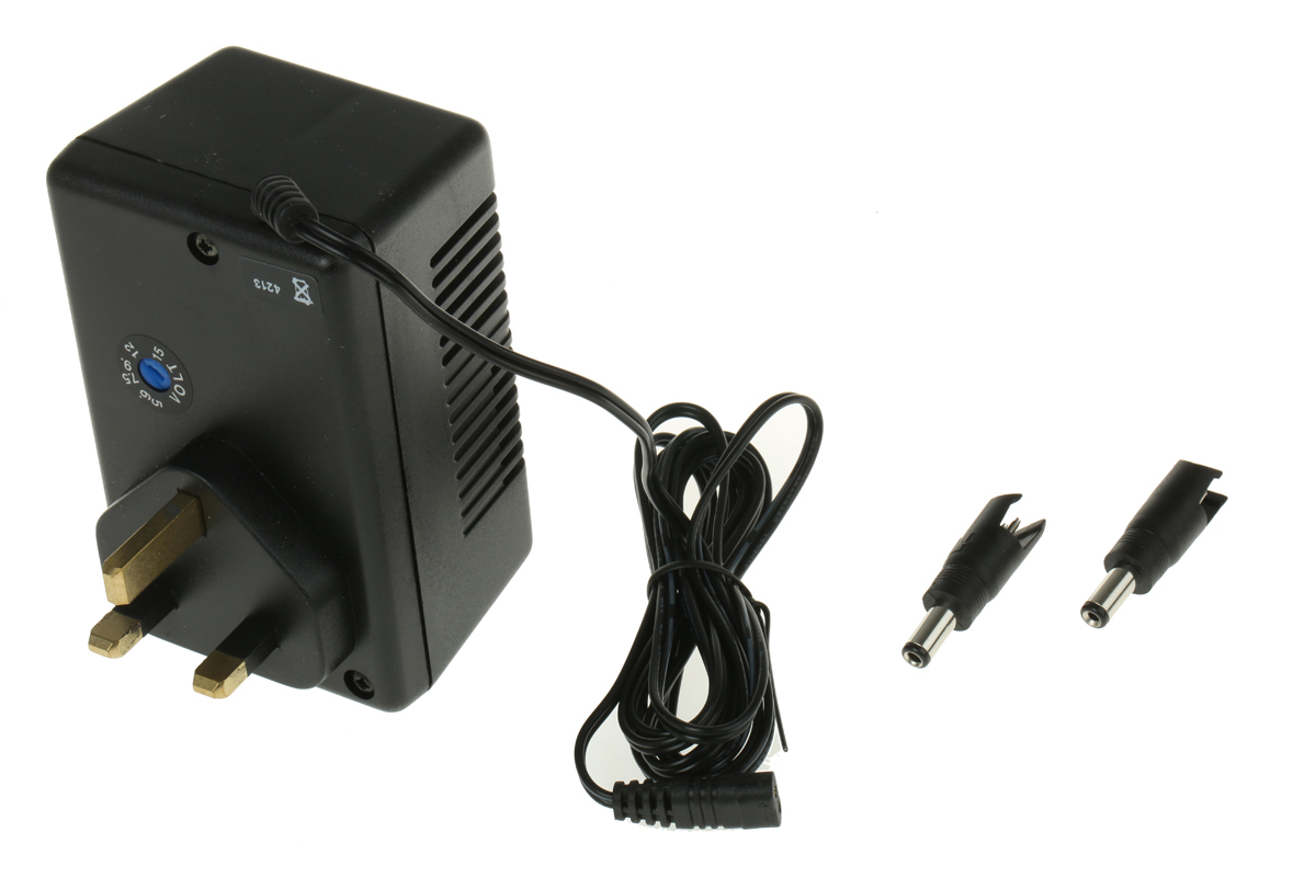 Mascot 7.5W Plug-In AC/DC Adapter 15V dc Output, 500 → 800mA Output