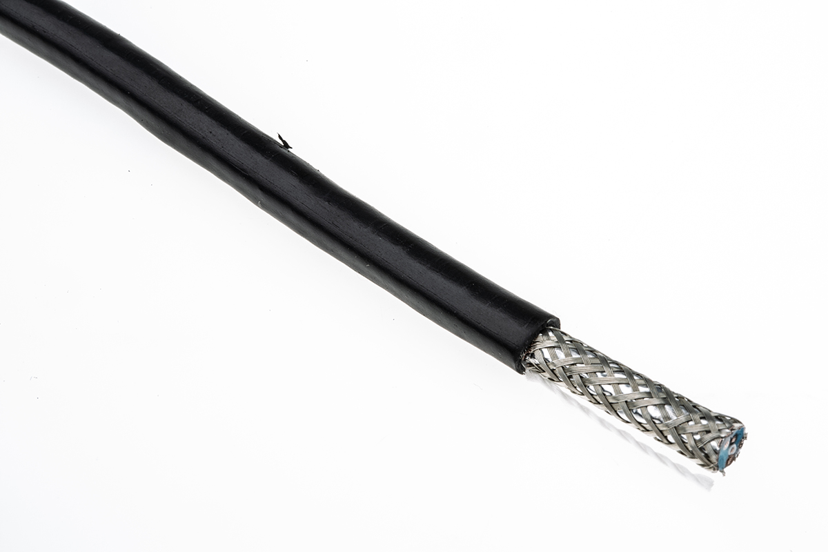 Alpha Wire XTRA-GUARD 2 Series Data Cable, 2 Pairs, 4 Cores, 0.23 mm², Screened, 24 AWG, 30m, Foil and Braid Shield,