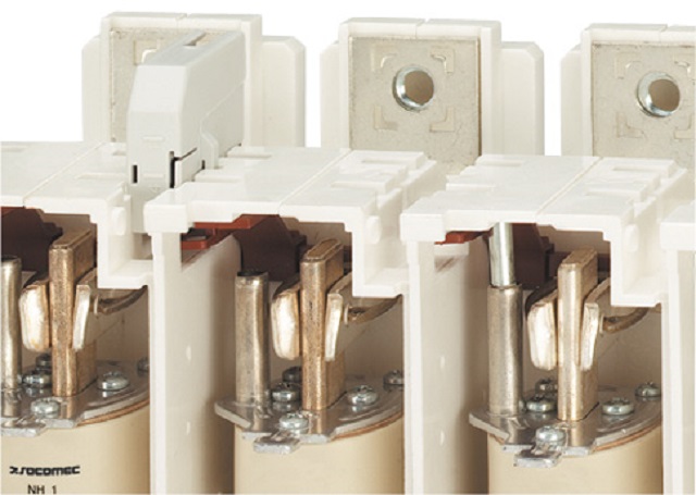 Socomec Auxiliary Contact, 4 Contact, NO/NC, 3999 FUSERBLOC