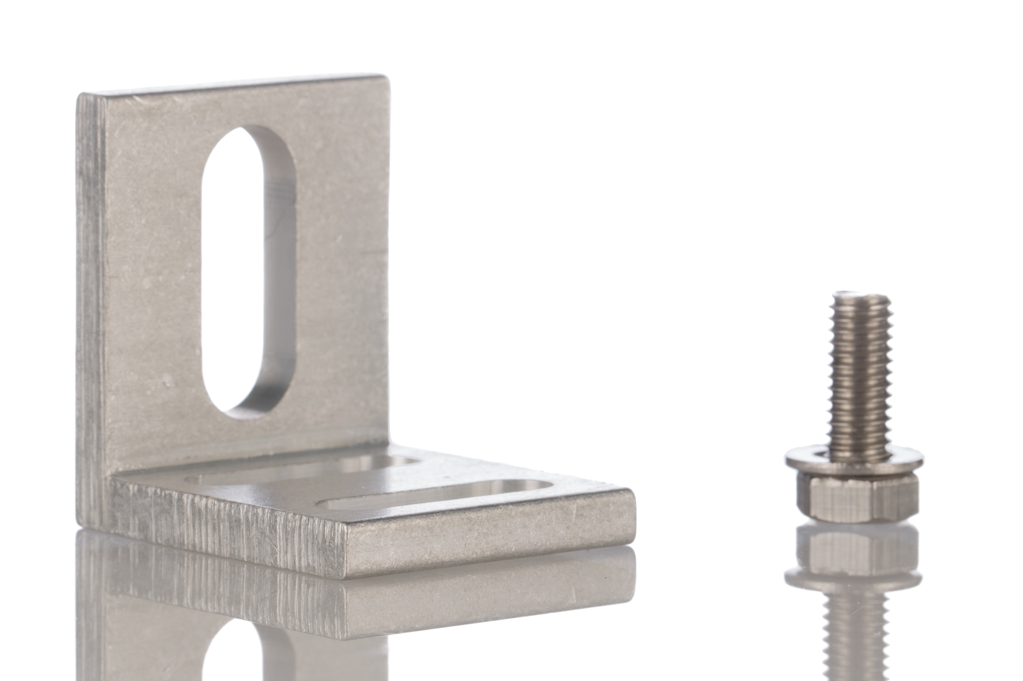 BALLUFF Angle Bracket for Use with M8 Sensor, Tubular Sensor