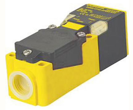 Turck Inductive Block Proximity Sensor, 35 mm Detection, 2-Wire NO/NC, 20 → 250 V ac/dc