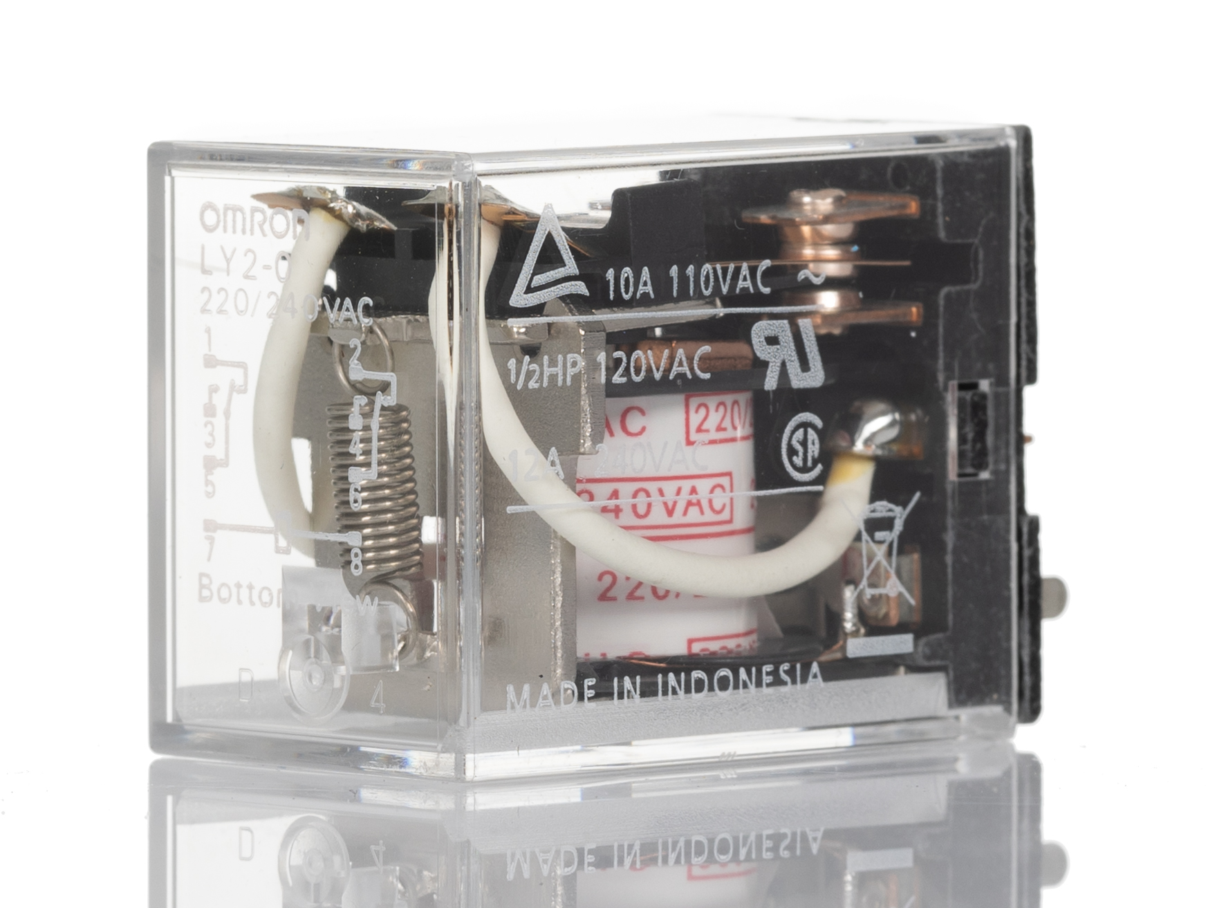 Omron PCB Mount Power Relay, 240V ac Coil, 10A Switching Current, DPDT