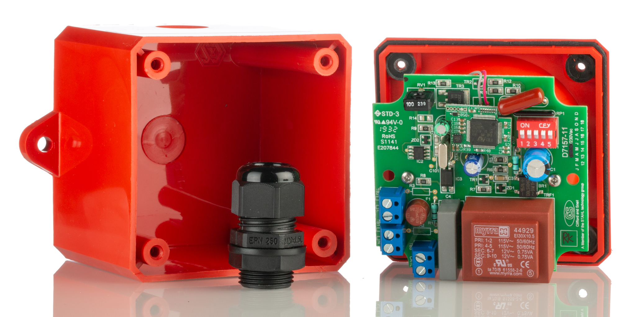 Clifford & Snell YA30 Series Wall Mount Electronic Sounder, 230 V ac, 100dB at 1 m, IP66, AC, 32-Tone