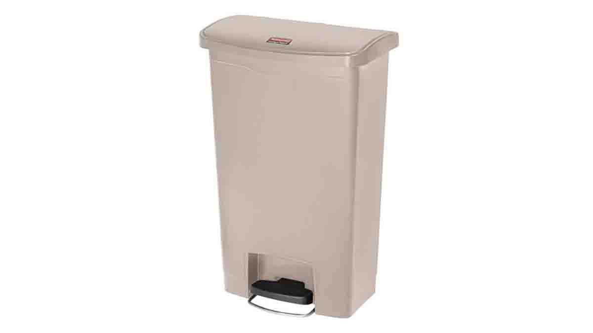 Rubbermaid Commercial Products Slim Jim 30L Beige Pedal Resin Waste Bin