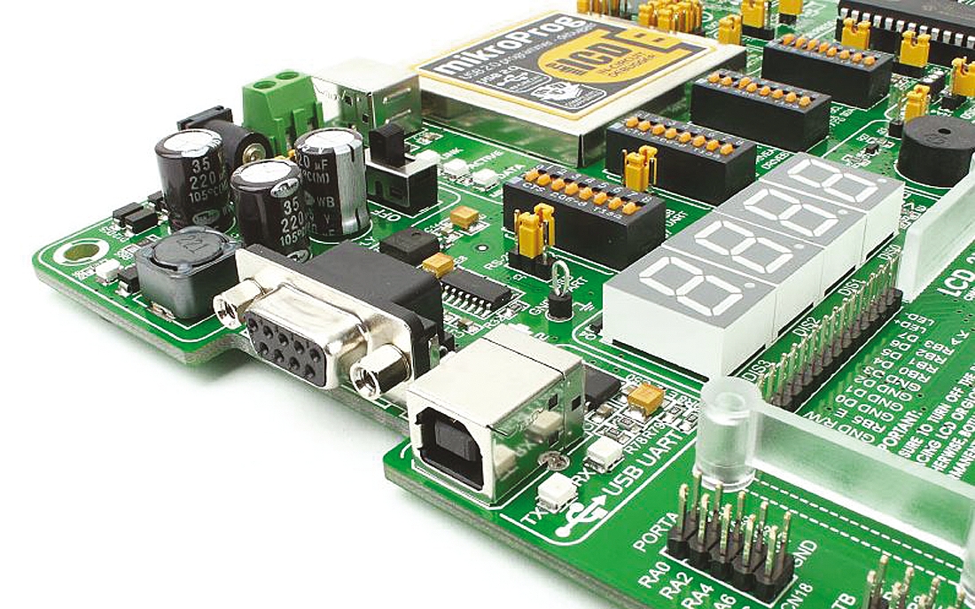 MikroElektronika EasyPIC V7 MCU Development Board MIKROE-798