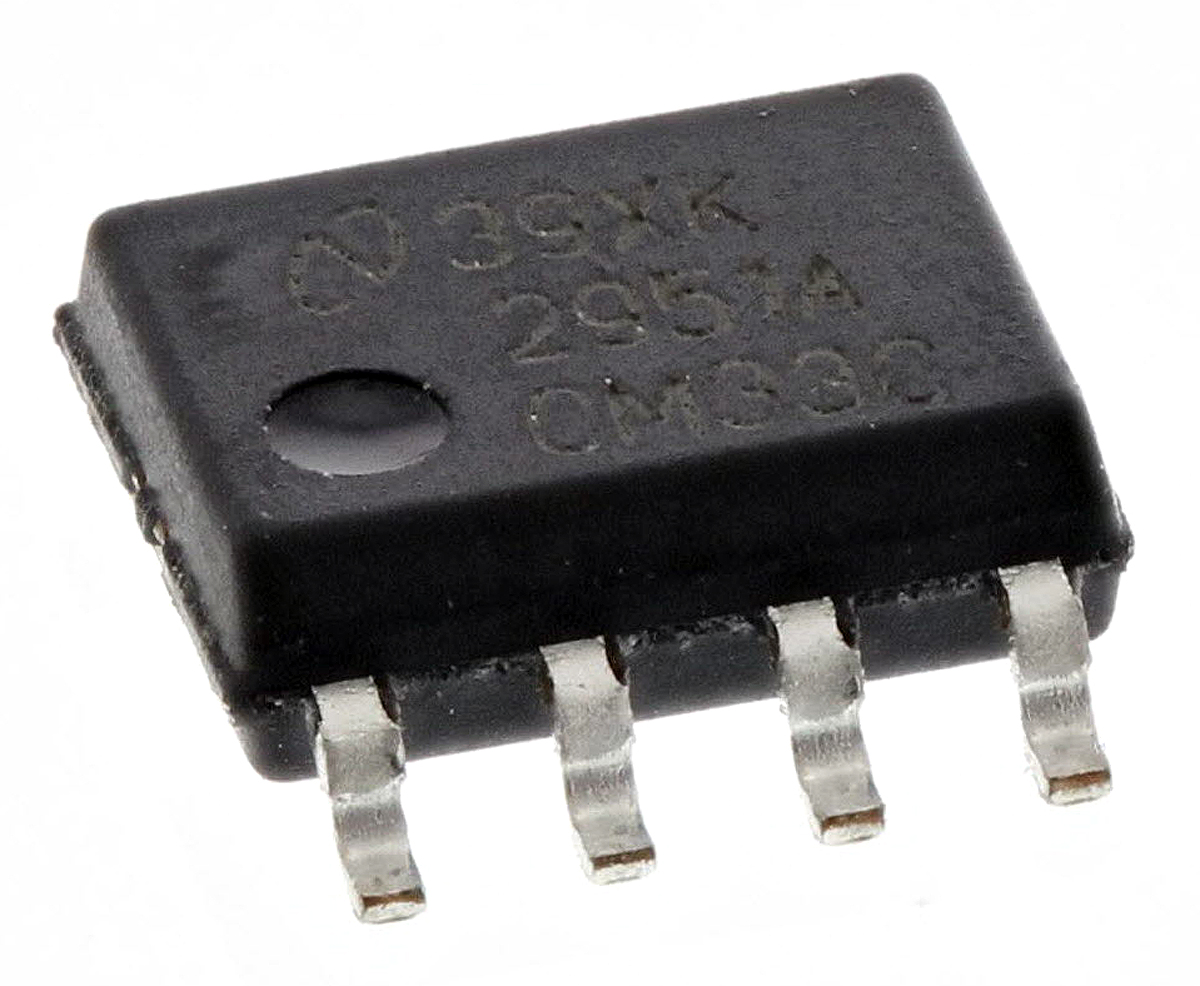 Texas Instruments LP2951ACM-3.3/NOPB, Voltage Regulator 30V SOIC 8-Pin