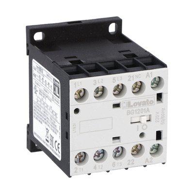 Lovato BG12 Contactor, 24 V Coil, 3-Pole, 12 A, 5 kW, 1NC, 690 V