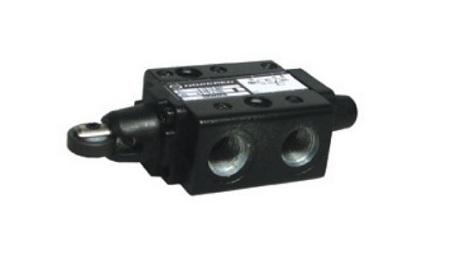 Norgren Roller 3/2 Pneumatic Manual Control Valve 03 Series, G 1/4, 1/4in, III B