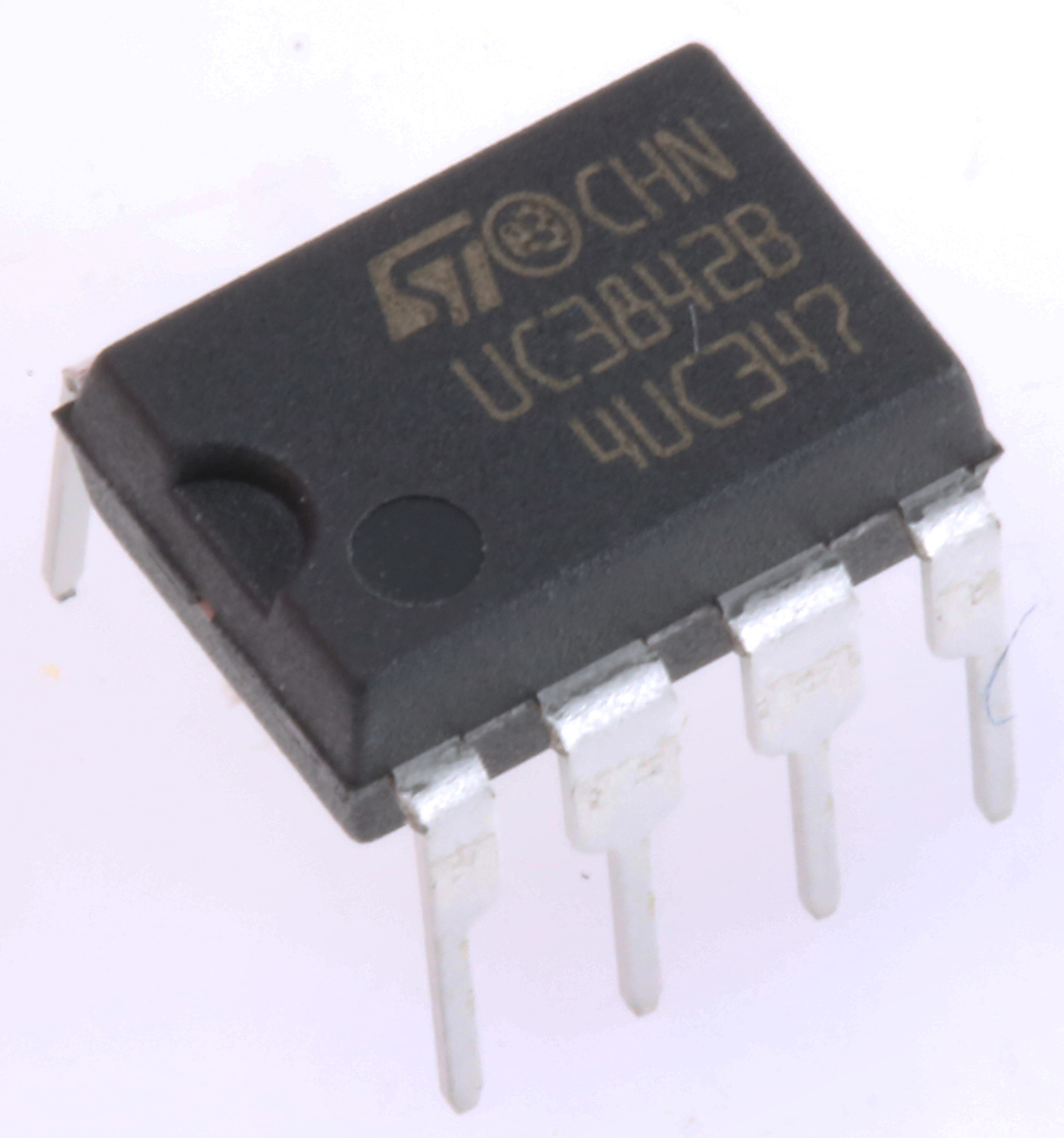 STMicroelectronics UC3842BN, PWM Controller, 500 kHz 8-Pin, PDIP