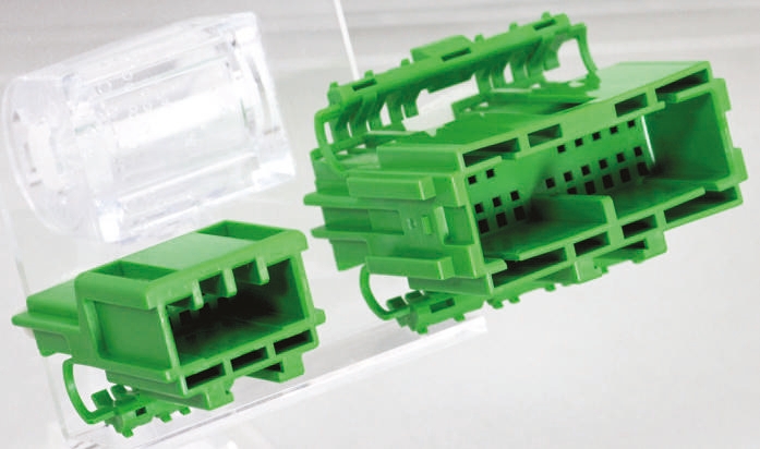 JAE Automotive Connector Plug Green Cable Mount 22 Way IL-AG5-22P-D3C1