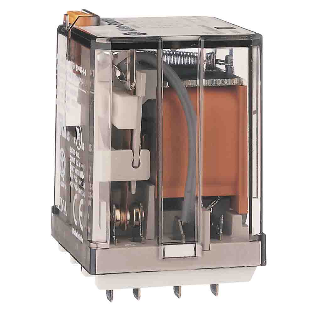Allen Bradley Plug In Non-Latching Relay, 240V ac Coil, 15A Switching Current, 3PDT