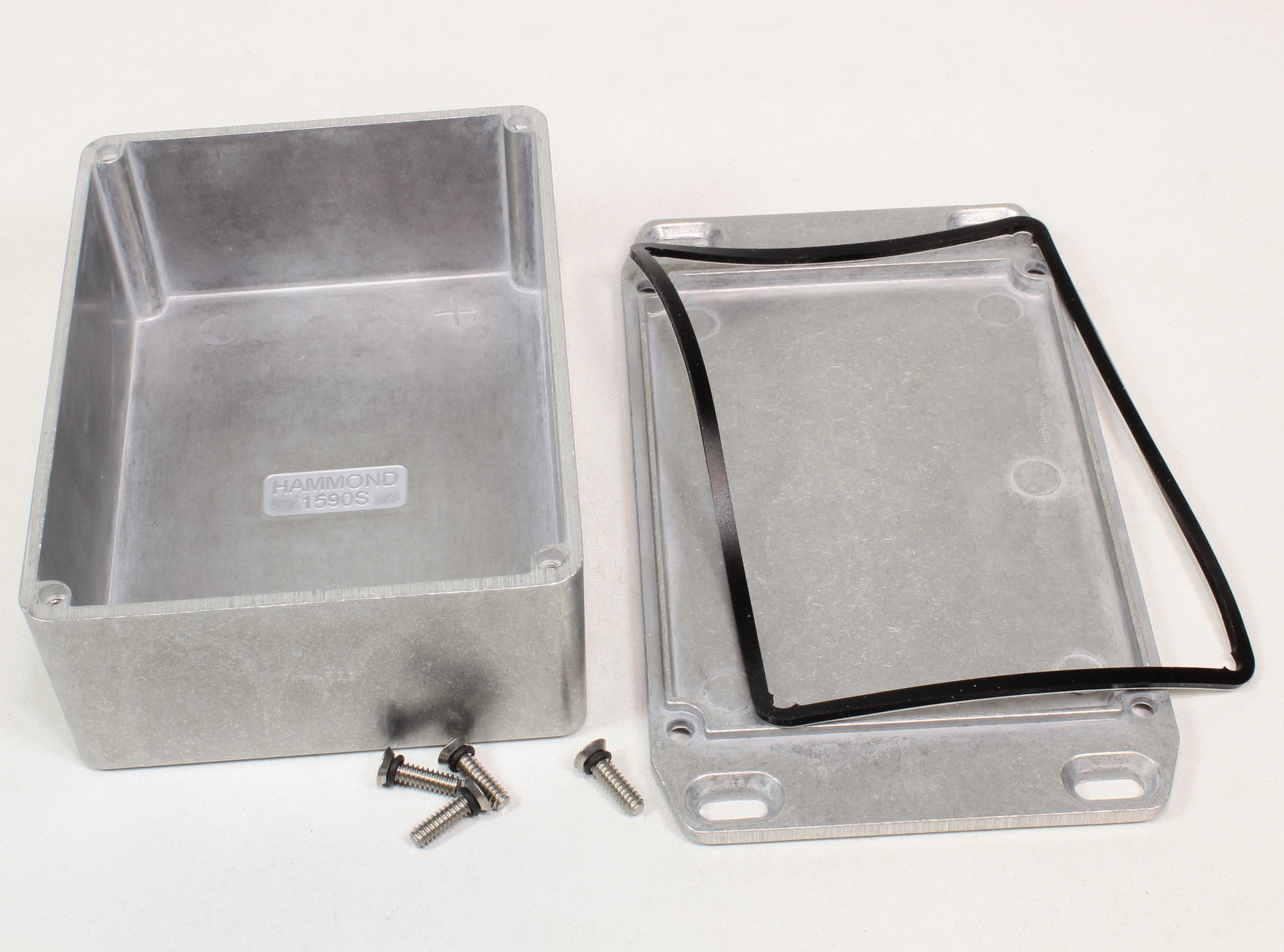 Hammond 1590 Series Die Cast Aluminium Alloy Enclosure, IP65, Flanged, 110 x 82 x 44mm