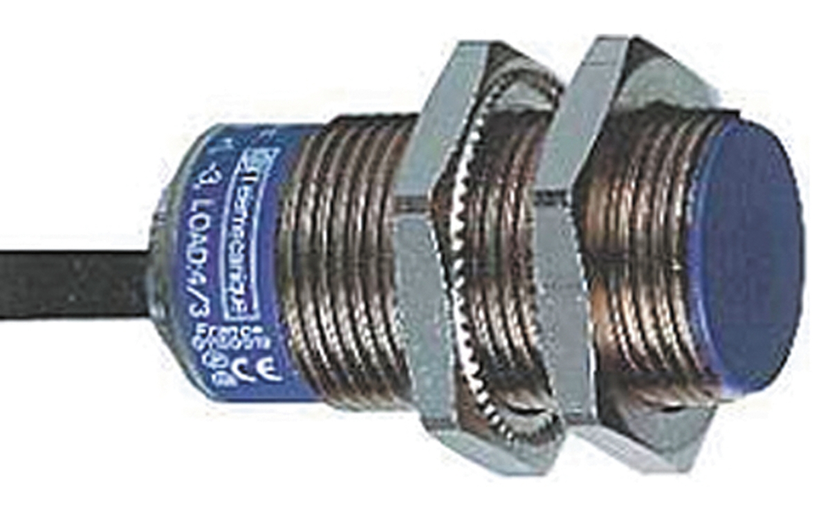 Telemecanique Sensors Inductive Threaded Barrel Proximity Sensor, M18, 5 mm Detection, NPN NO, 12 → 48 V dc