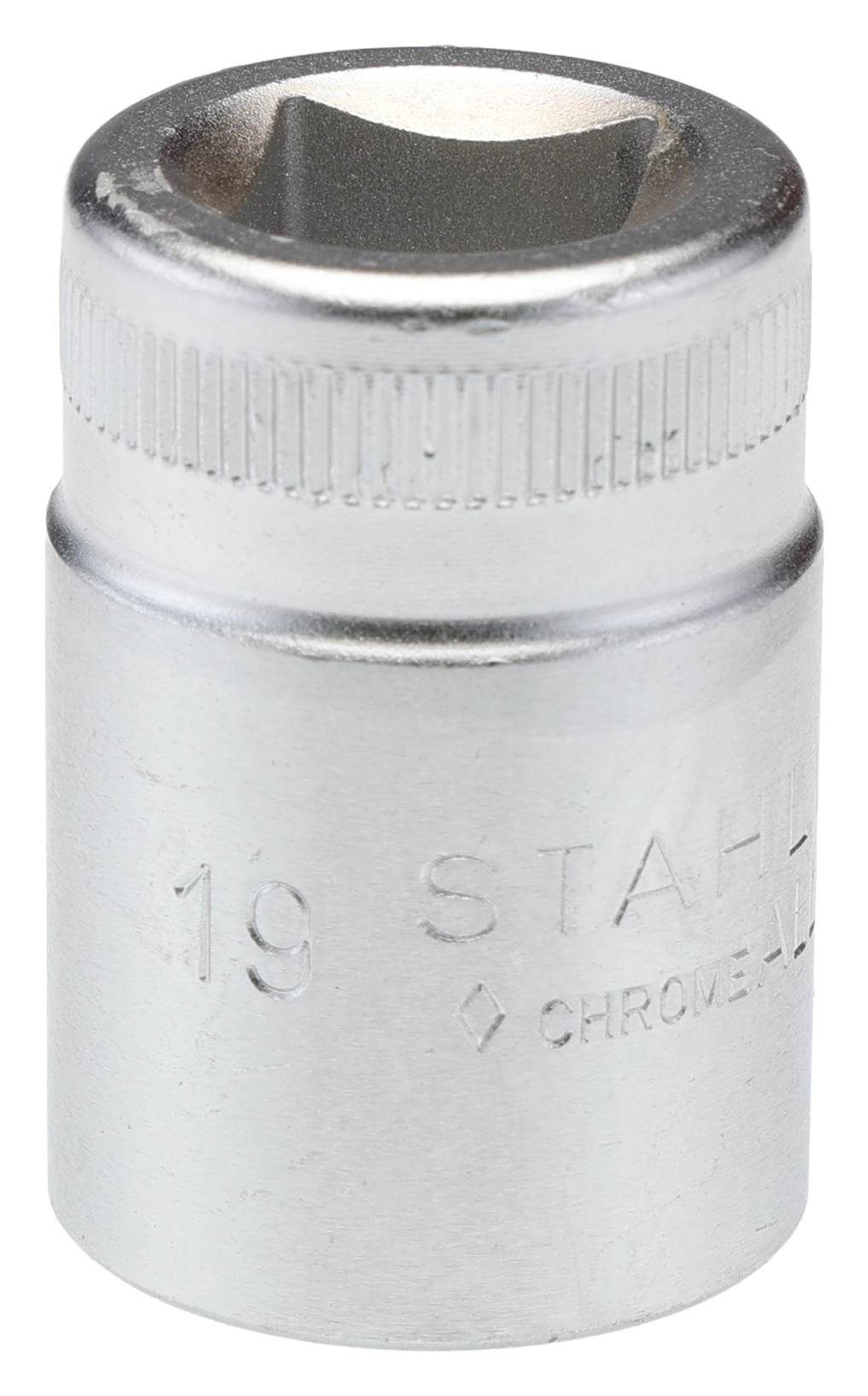 STAHLWILLE 1/2 in Drive 19mm Standard Socket, 6 point, 38 mm Overall Length