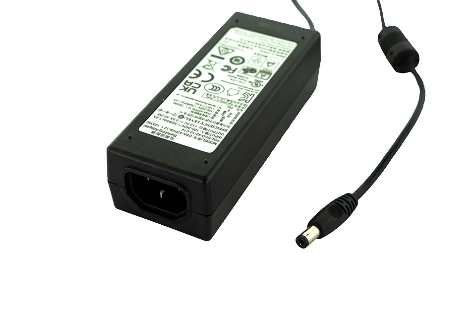 RS PRO 42W Plug-In AC/DC Adapter 12V dc Output, 3.3A Output