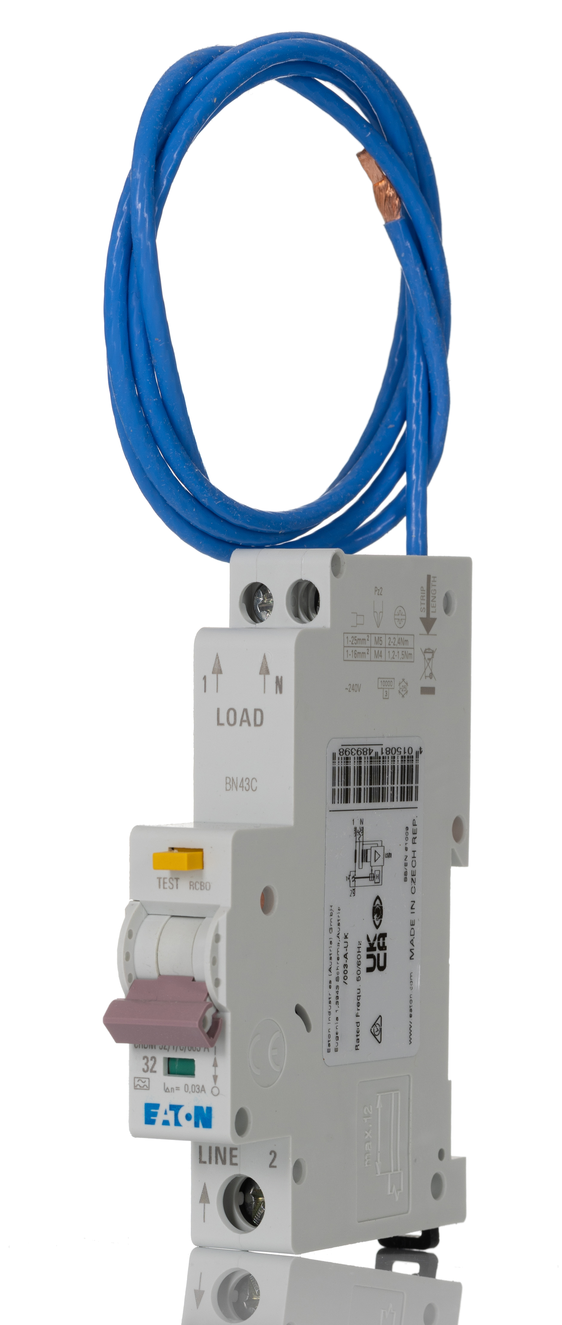 Eaton RCBO, 16A Current Rating, 1P Poles, 30mA Trip Sensitivity, Type C, MEMShield Range