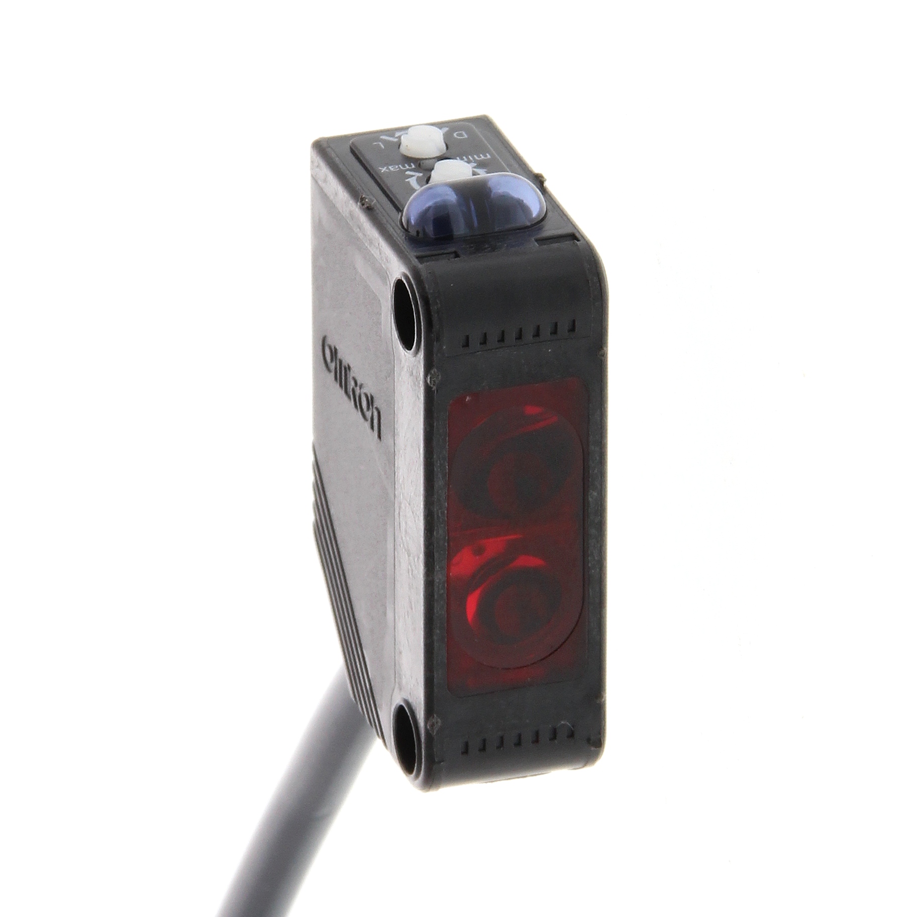 Omron Diffuse Reflective Photoelectric Sensor, Block Sensor, 90 mm Detection Range