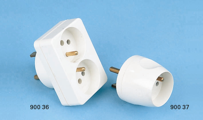 Legrand Denmark to Denmark Adapter, Rated At 16A